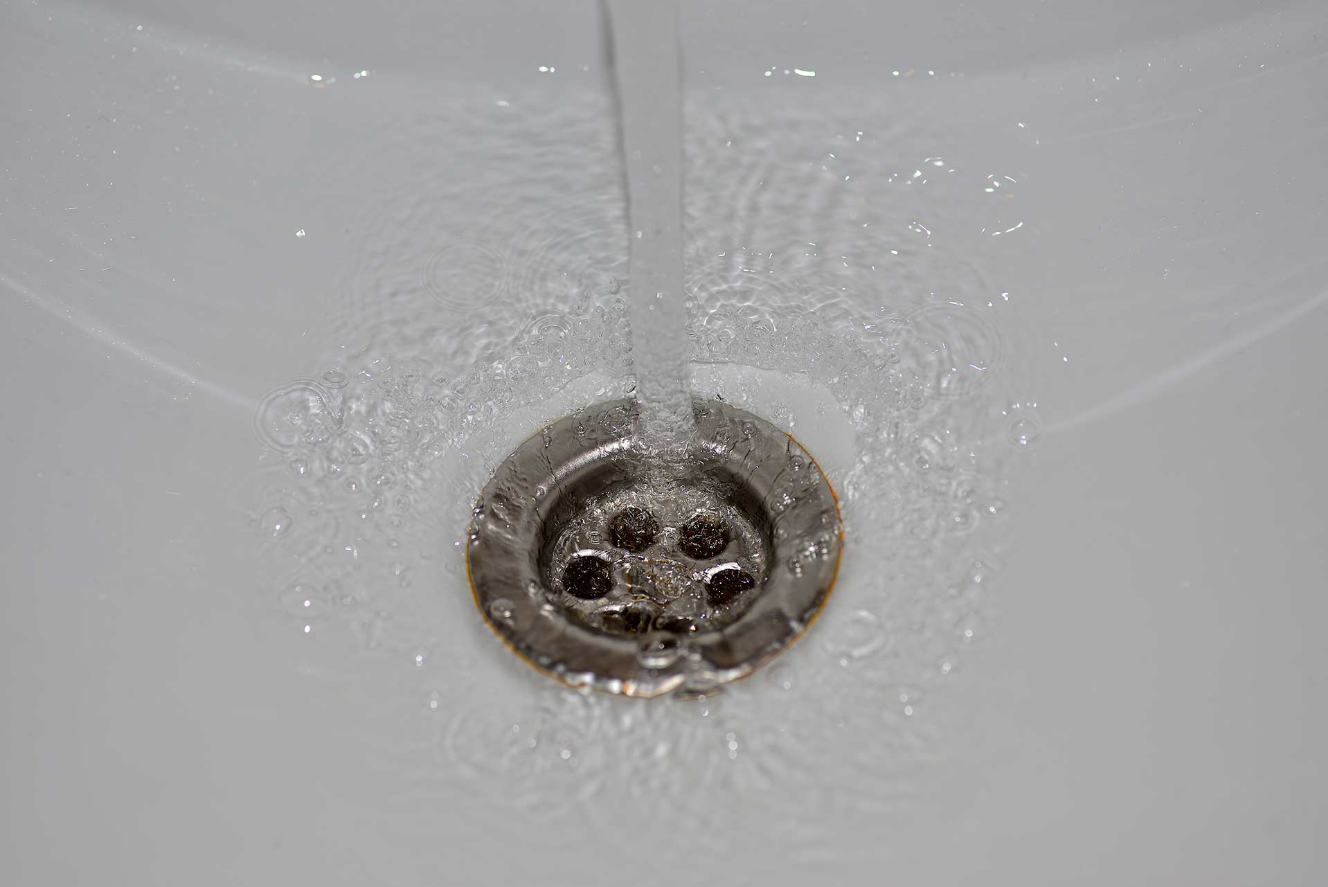 A2B Drains provides services to unblock blocked sinks and drains for properties in West Kensington.